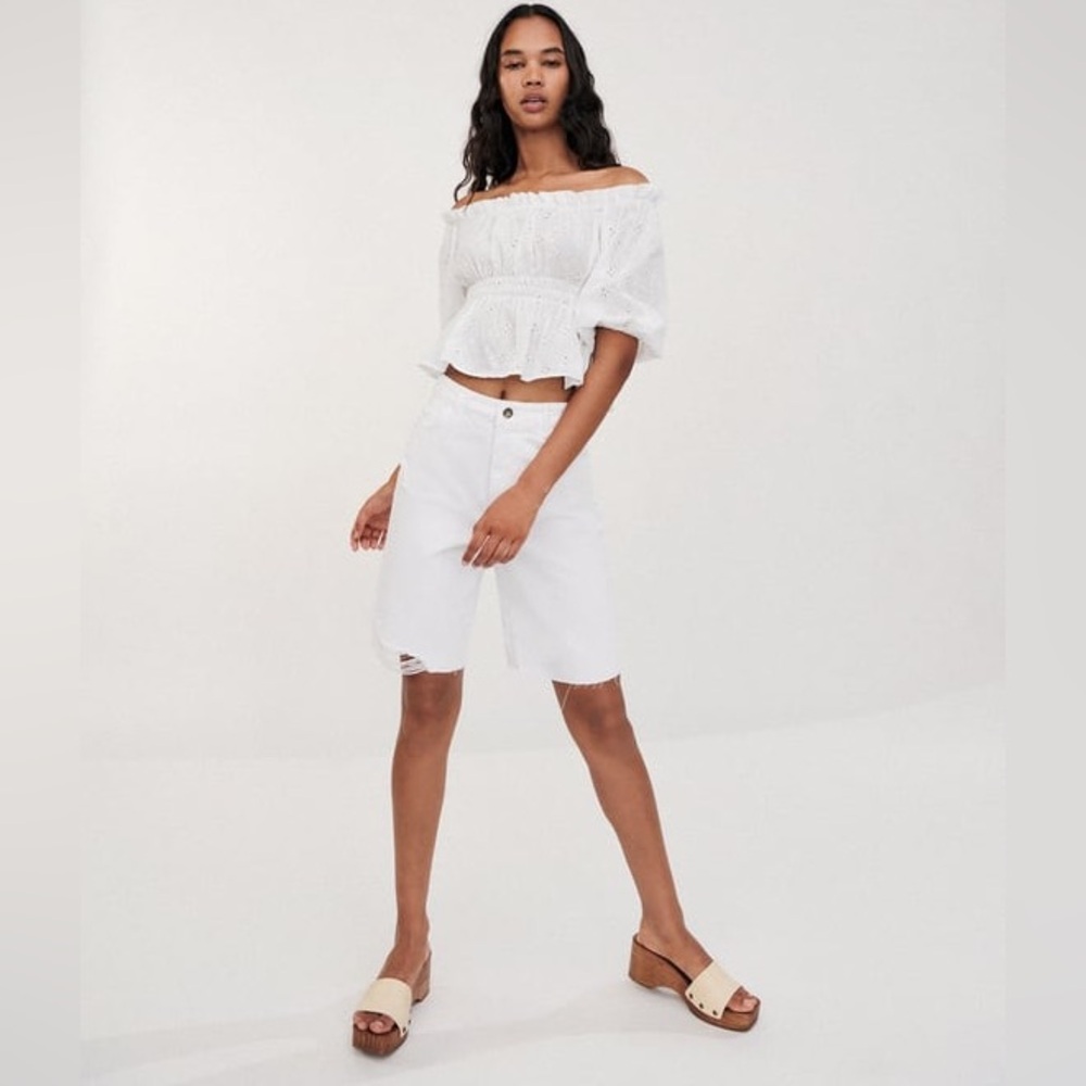 Zara denim shorts in white